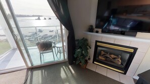 Interior - Waters Edge 308 (Lincoln City)