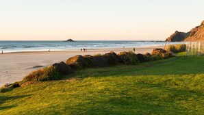 Ferienhaus, Mehrere Betten (Three Bells) | Strand | Am Strand