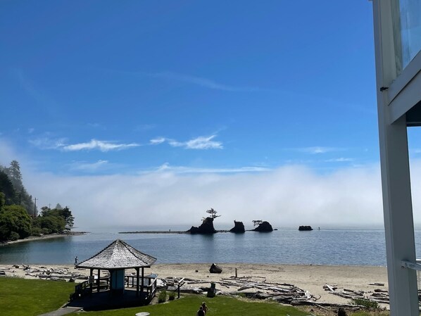 Condo, 1 Queen Bed (Waters Edge 303) | Beach | On the beach - Waters Edge 303 (Lincoln City)