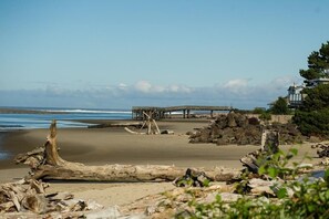 Condo, 1 King Bed with Sofa bed (Waters Edge 312) | Beach | On the beach - Waters Edge 312 (Lincoln City)