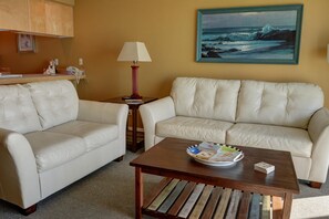 Lägenhet - 1 kingsize-säng med bäddsoffa (Waters Edge 312) | Vardagsrum