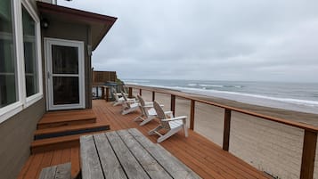 House, Multiple Beds (Ocean's Song) | Balcony