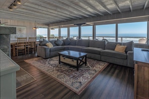 Living room - Sea Perch (Lincoln City)
