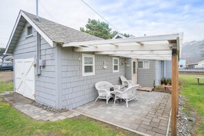 House, Multiple Beds (Serenity Cottage) | Exterior - Serenity Cottage (Rockaway Beach)