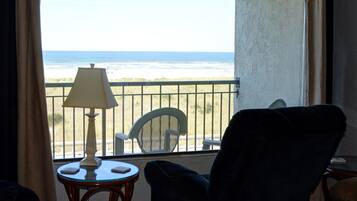 Condo, 1 King Bed with Sofa bed (Seaside Beach Club 204) | Interior