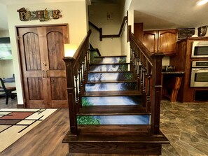 Interior - %OFF 7/28 DAYS 20 gst /pet - 3,600 sq. ft.ranch 0.5m to Crystal Mountain resort  (Thompsonville)