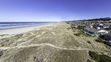 House, Multiple Beds (The Green House) | Beach | On the beach