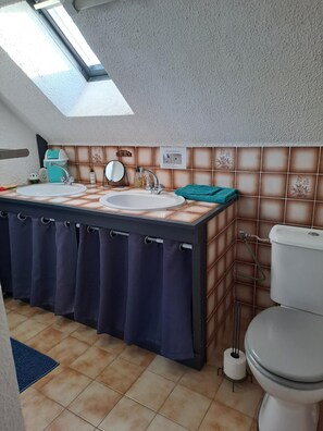 Dusche, Toilettenpapier