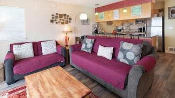Condo, Multiple Beds (Waters Edge 207) | Living room