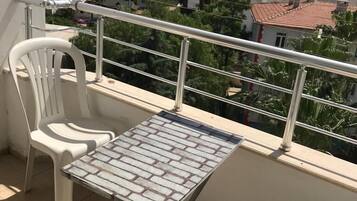Standard Room, Multiple Beds, Balcony, City View | 1 bedroom, hypo-allergenic bedding, minibar, desk
