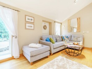 Unclassified image, 3 of 20, button