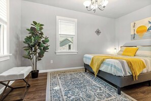 2 bedrooms, desk, iron/ironing board, travel crib