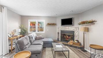 Televisión y monitor de computadora