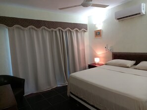 เคบิน | ตกแต่งพิเศษโดยเฉพาะ, Wi-Fi ฟรี, ผ้าปูที่นอน