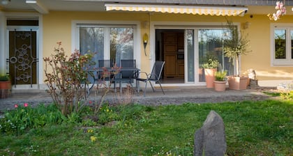 Apartment Oasis - Gemütliche Wohnung mit Garten