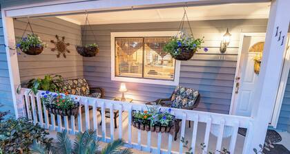 Exquisite Summerville Retreat-Walk to Downtown, Festivals & Southern Hospitality