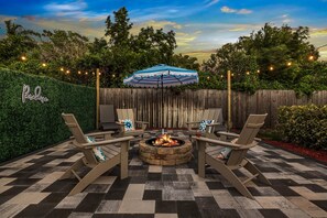 Terrace/patio - Paradise Oasis Heated Pool+Games & Arcade (Largo)