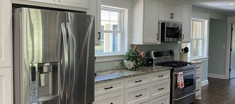 3 Bedroom Home Pool 2 Miles from Crater of Diamonds