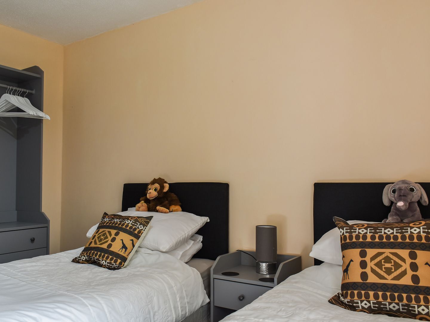 2 bedrooms, free WiFi, bed sheets