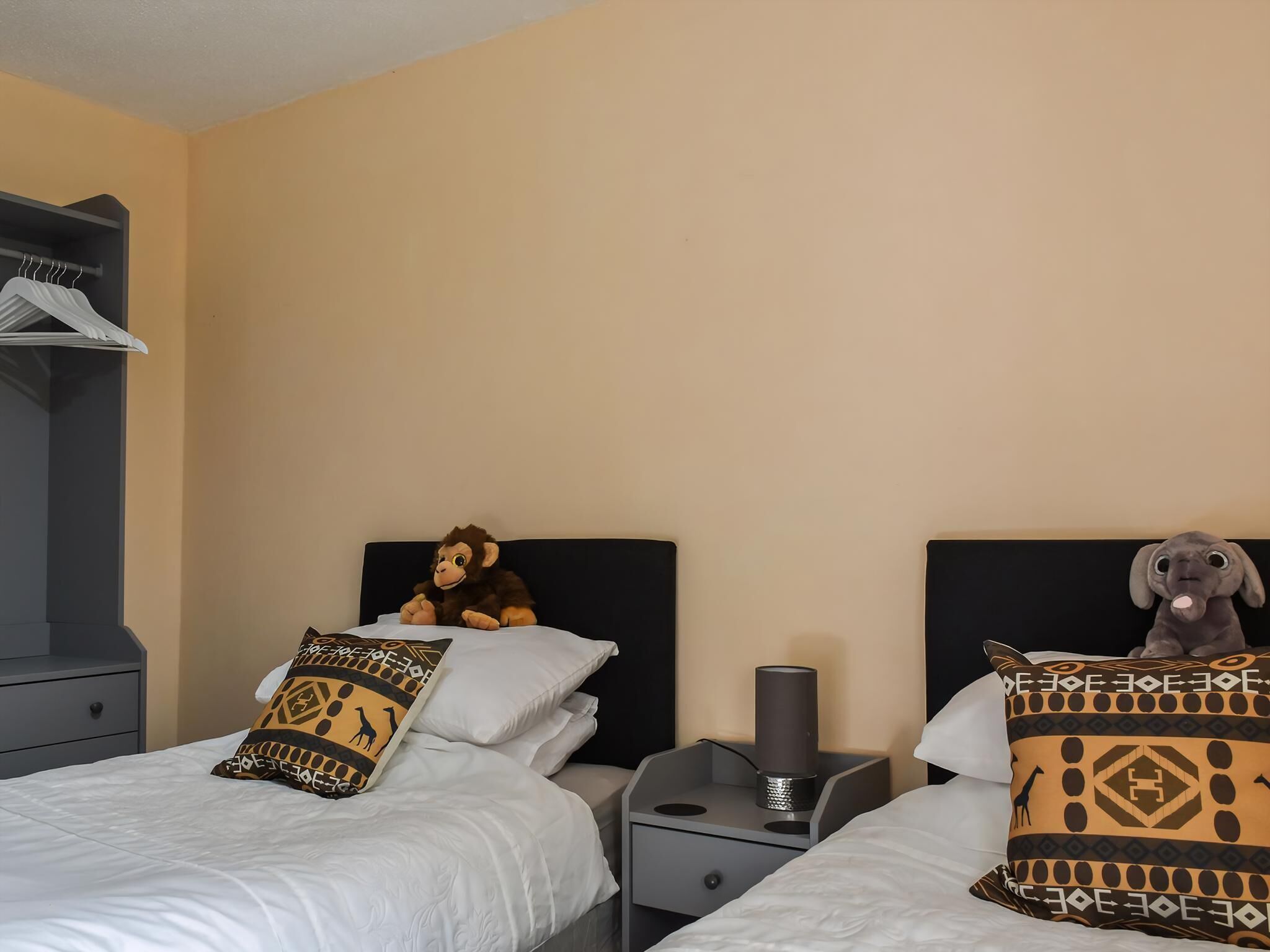 2 bedrooms, free WiFi, bed sheets