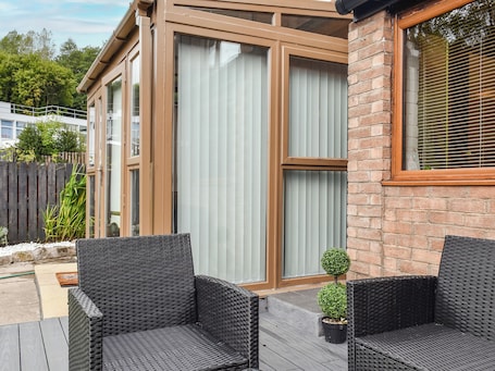 テラス / パティオ. 2 bedroom accommodation in Blaenavon