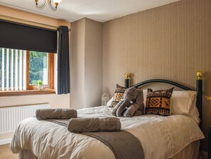 2 quartos, Wi-Fi de cortesia, roupa de cama
