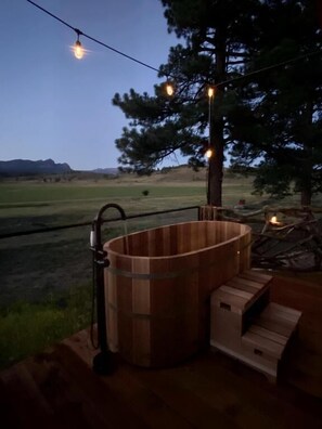 Exterior - Navajo Peak Lodge (Chromo)