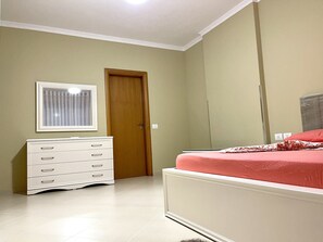 2 Schlafzimmer, Bügeleisen/Bügelbrett, kostenloses WLAN, Bettwäsche