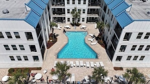 Piscine extérieure