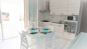 Réfrigérateur, micro-ondes, plaque de cuisson, lave-vaisselle