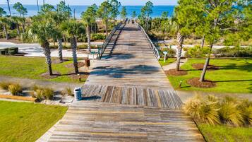 Enceinte de lâhĂ©bergement