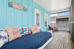 Terrace/patio - 3 Master Bedrooms, 1/2 bath, 3 Pools, Hot Tub, Screened Porches w/epic Swings (Port St. Joe)