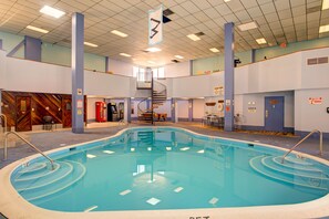 Innenpool, beheizter Pool