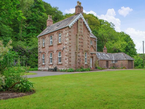 4 bedroom accommodation in Calderbridge, near Gosforth and Wasdale