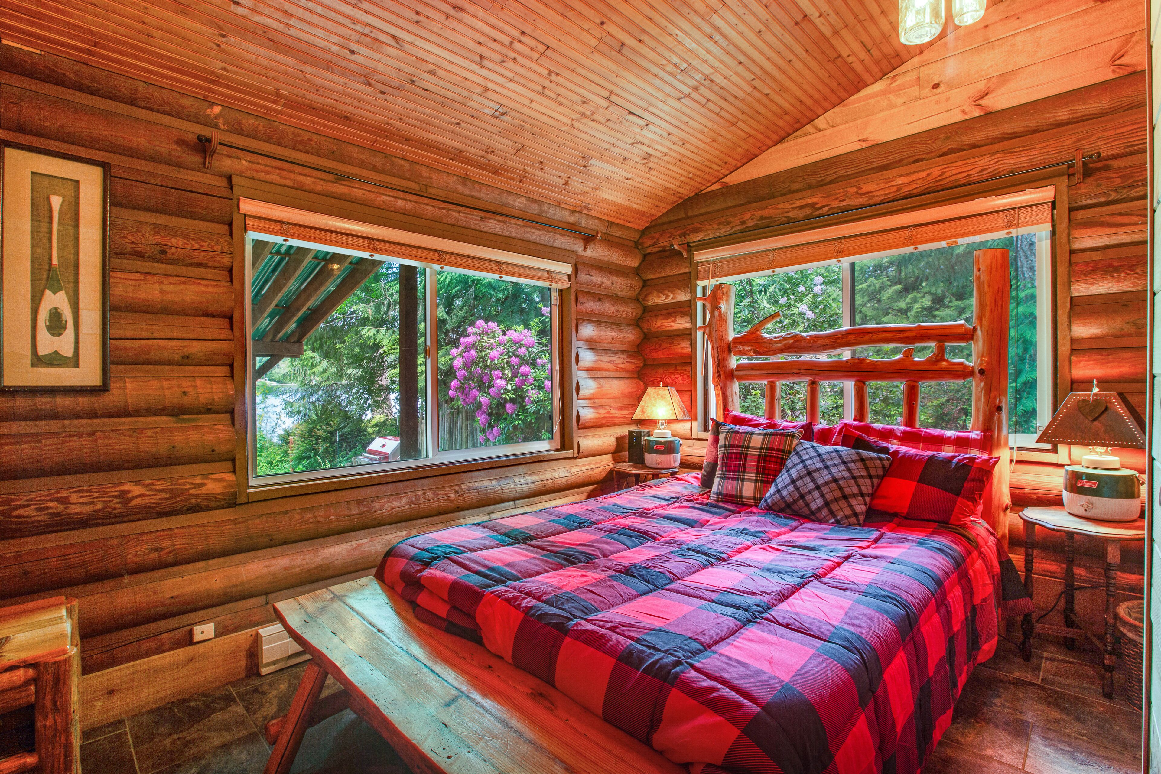 1 bedroom, iron/ironing board, internet, bed sheets