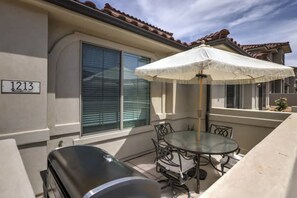 Outdoor dining - Gateway to Zion-Beautiful BRAND NEW 3 bed/2.5 bath (Washington)