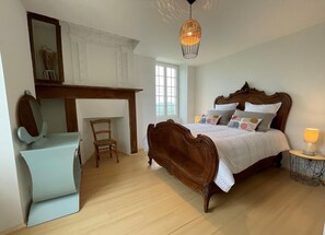 4 bedrooms, Internet - Lacoste - Laroin - Gîte (LAROIN)