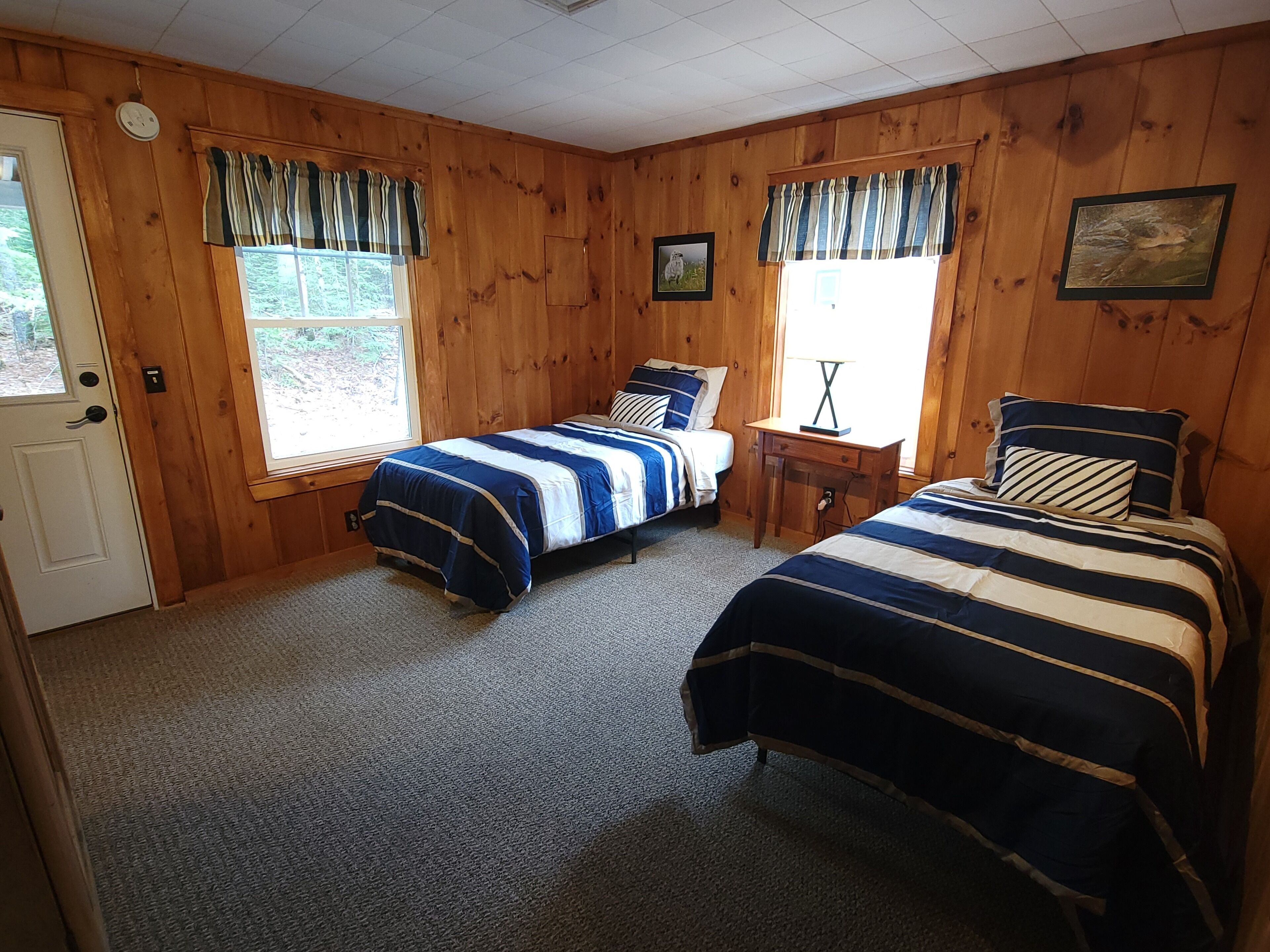 2 chambres, bureau, Wi-Fi gratuit, draps fournis