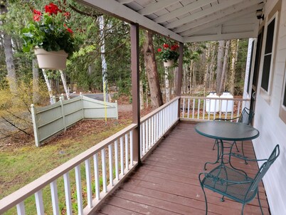 Hideaway Cottages, Cottage A