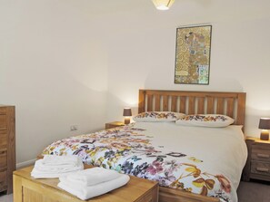 3 chambres, Wi-Fi gratuit, draps fournis