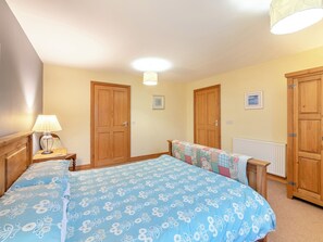 3 Schlafzimmer, kostenloses WLAN, Bettwäsche, Rollstuhlgeeignet