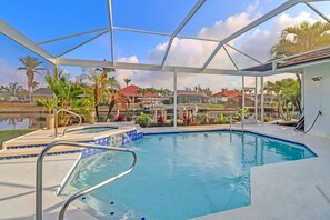 House (2203 Cape Coral Pkwy W) | Exterior - 2203 Cape Coral Pkwy W (Cape Coral)