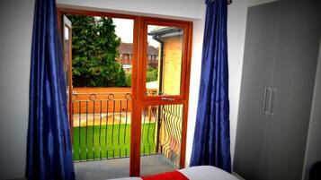 Standard Double Room, Private Bathroom | Individually furnished, desk, laptop workspace, free WiFi