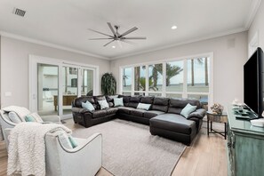 Smart TV, table football