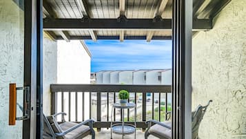 Condo (Island House C219) | Exterior