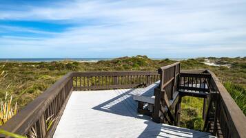 Condo (Island House C219) | Exterior