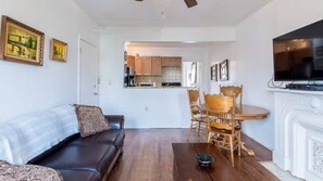 TV connectée, cheminée