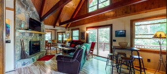 Creekside mountain cabin with firepit, deck, grill, Ping-Pong, and fireplace