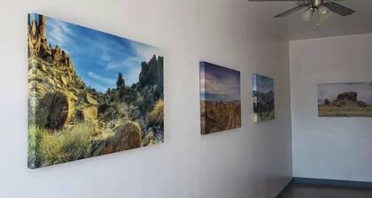 Carmen's Marfa Hotel/Elia's 2 Queen Beds En-Suite