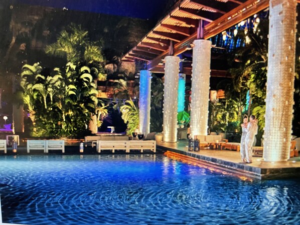 Piscina externa